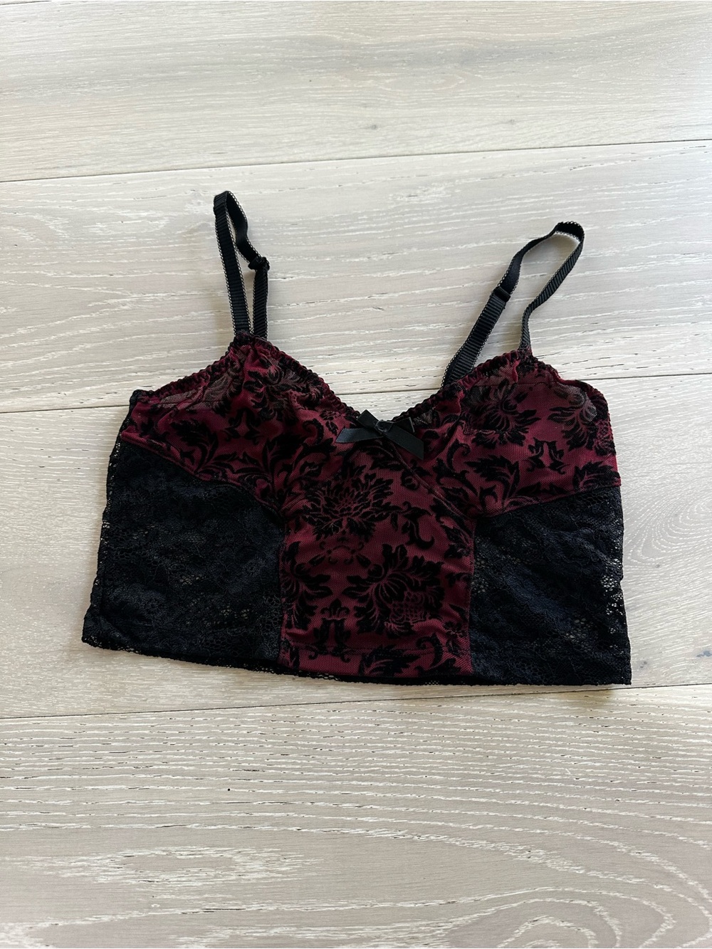 Widow gothic Velvet lace burnout Bralette SZ small NWOT